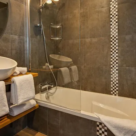 Hotel Catalpa 3*
