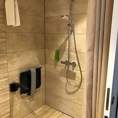 Catalpa Hotell 3*